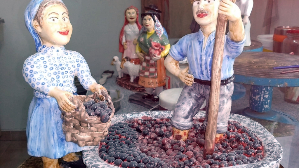 Figuras em Cerâmica