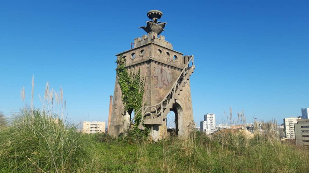 123