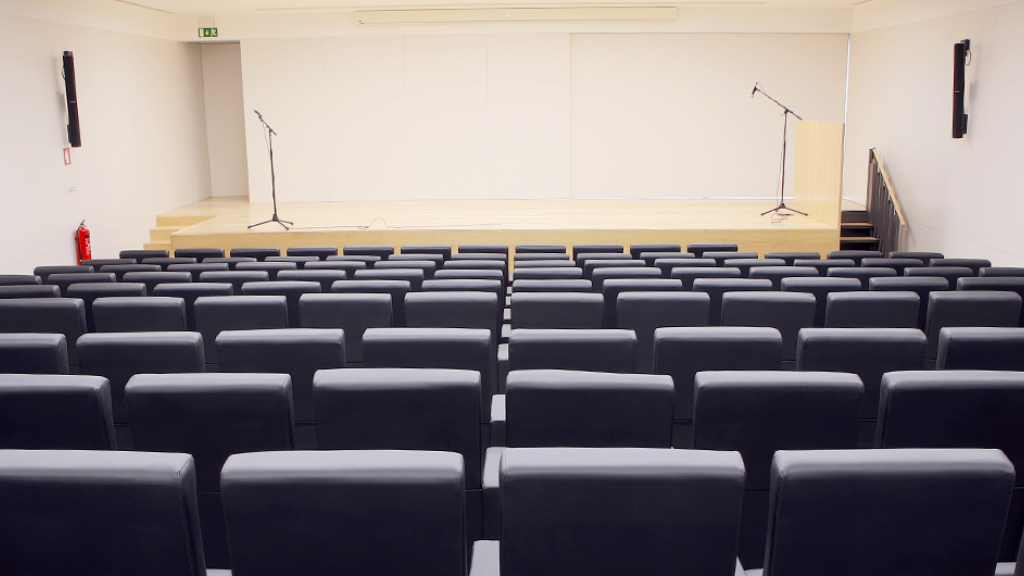 Auditório Renovado