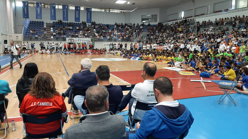 Jogos juvenis