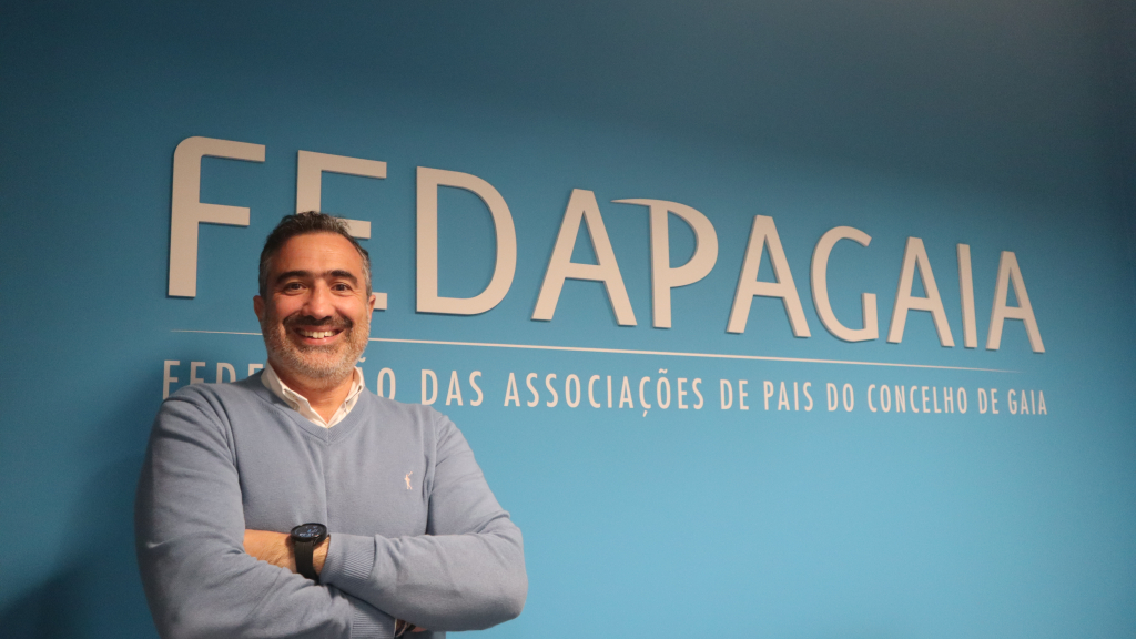 António Cunha Pereira, presidente do Conselho Executivo da FEDAPAGAIA: " Nas mais de 120 escolas que existem em Gaia temos 92 associações de pais".