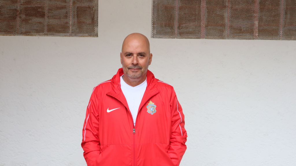 TREINADOR