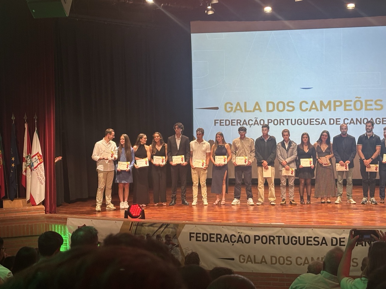 Distinção atletas Clube Náutico de Crestuma