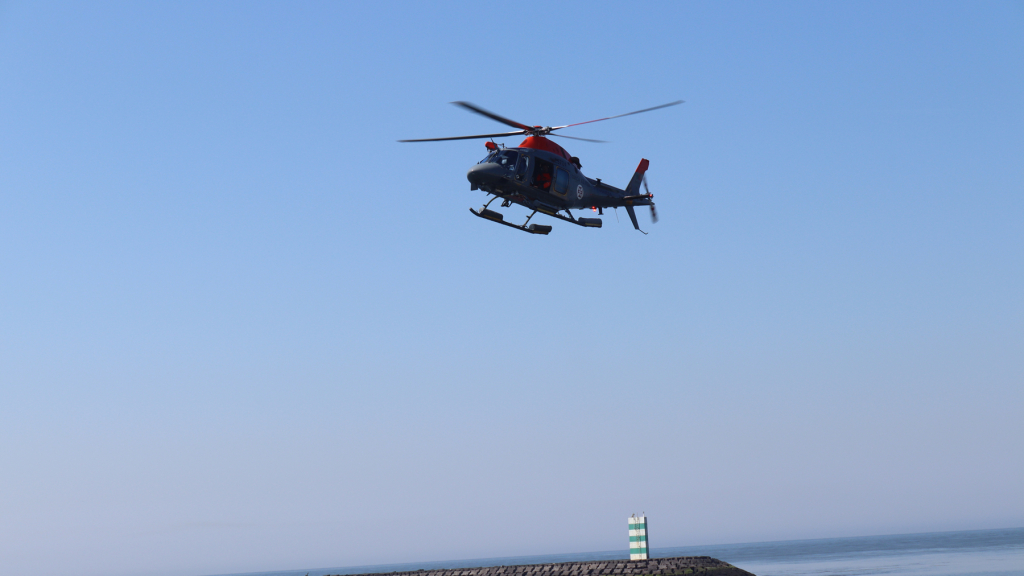 Helicóptero nas buscas