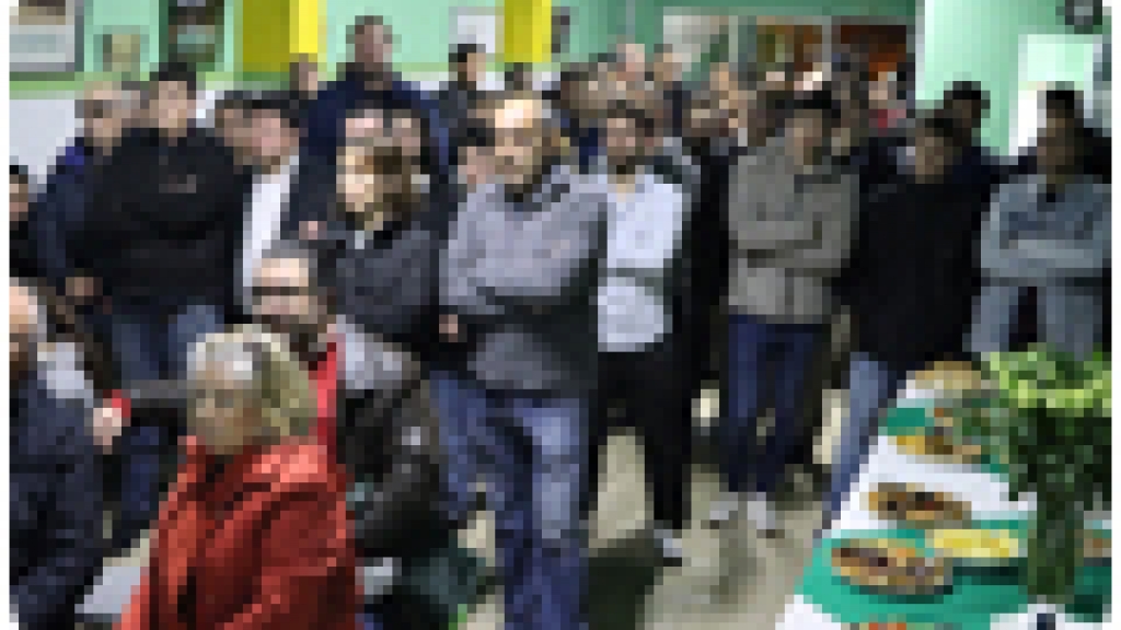 Falta da formação e do estádio cria problemas