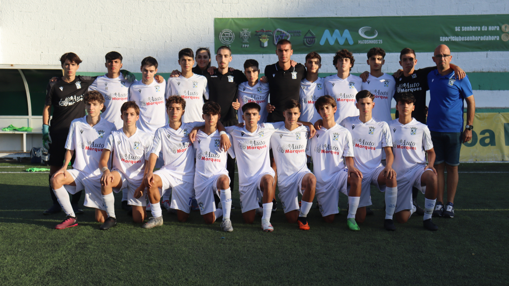 Grijó perdeu o primeiro jogo, com o Boavista B, mas deu uma excelente resposta no dérbi 