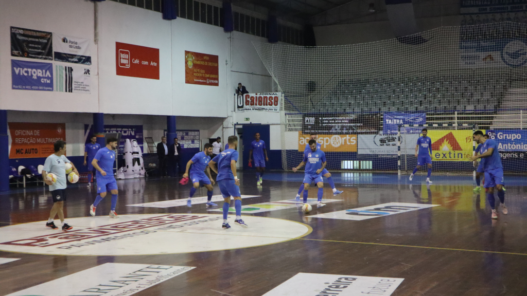 Modicus Bruval quer chegar ao quinto lugar da classificação.