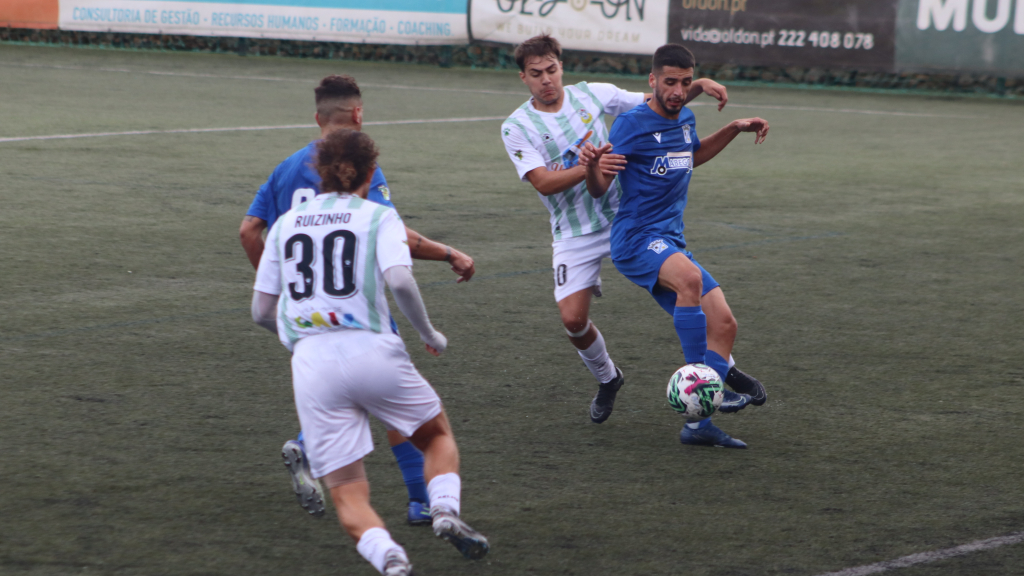 Grijó venceu o Arcozelo e segue na liderança da Série 1 da Honra.