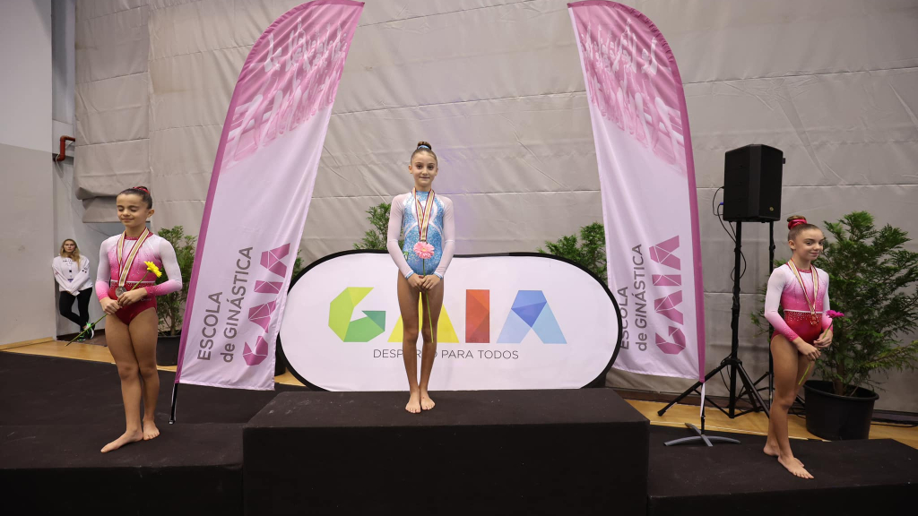 Pódio 100% luso em Iniciadas A com Sofia Amorim (2ª) e Sofia Rodrigues (3ª), da EGG.