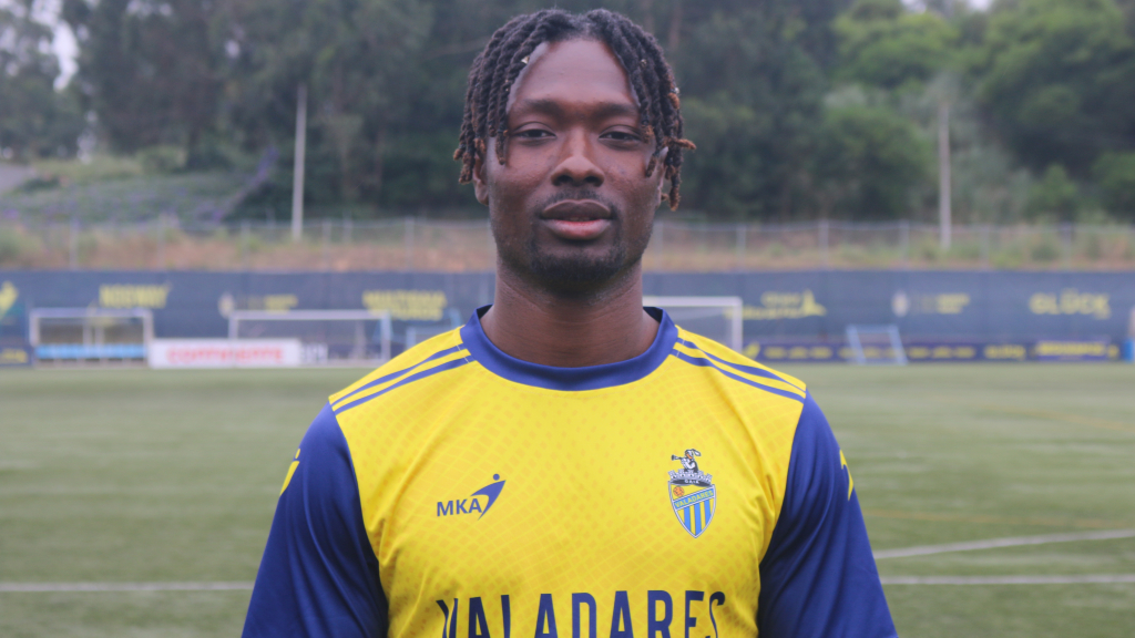 Zakari marcou o golo do Valadares.